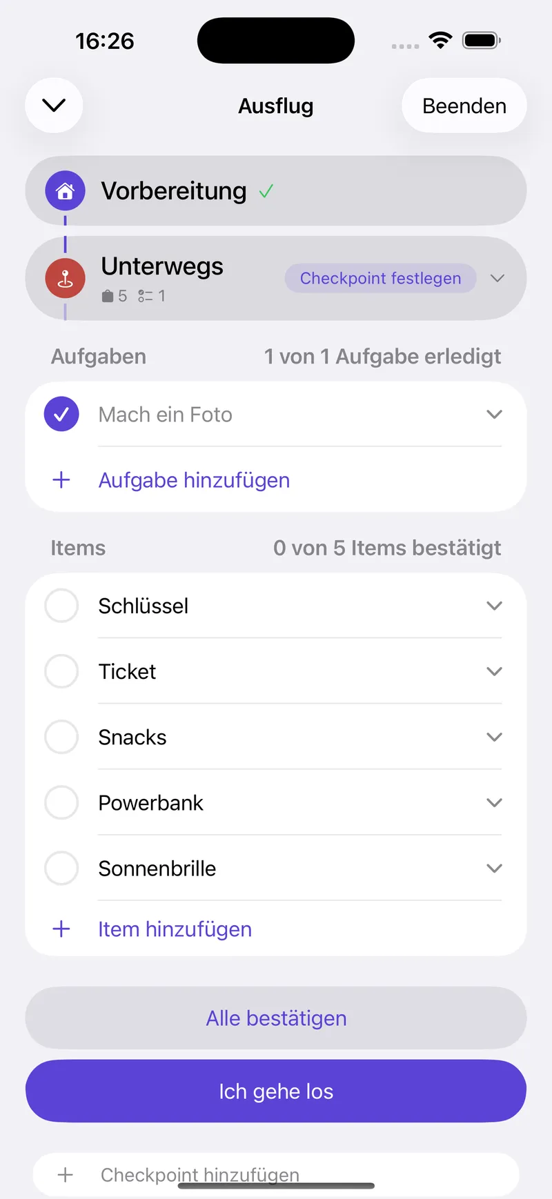 Yoyo auf dem iPhone mitten in einem Ausflug: Die Vorbereitung ist erledigt, der Halt Unterwegs ist offen, seine eine Aufgabe ist abgehakt, und fünf Items sind noch zu bestätigen: Schlüssel, Ticket, Snacks, Powerbank und Sonnenbrille.